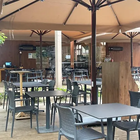 Longosphere Glamping *